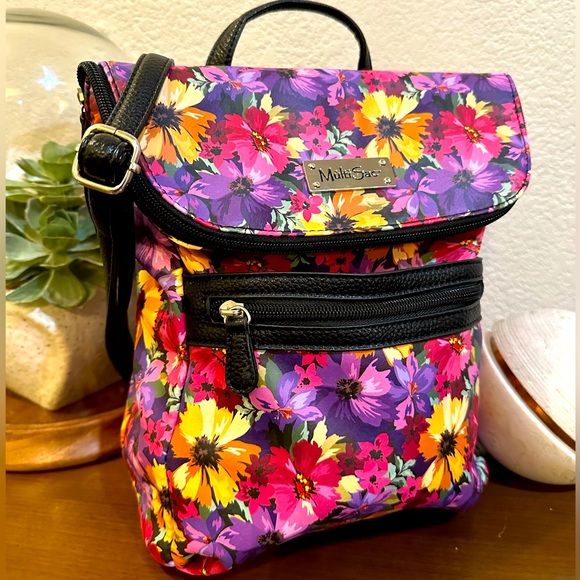 Multisac Handbags - Multisac Floral Backpack - NWOT